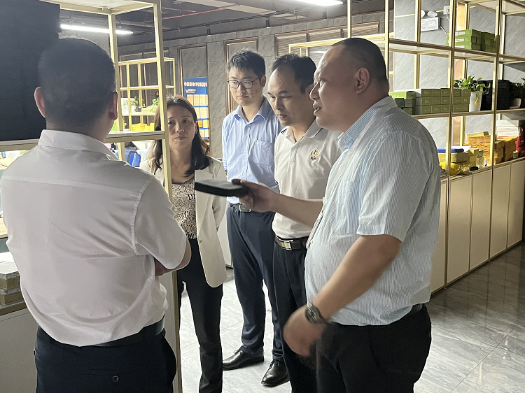 买球官网手机版热烈欢迎广州市建设工程消防协会领导一行莅临我司参观考察 买球官网手机版热烈欢迎广州市建设工程消防协会领导一行莅临我司参观考察