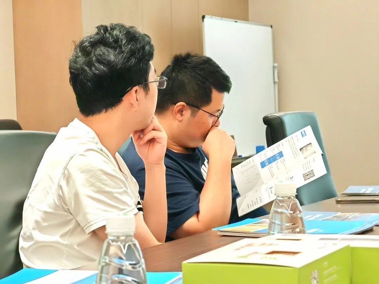 买球官网手机版与深圳机械设计院交流会画上完美句号
